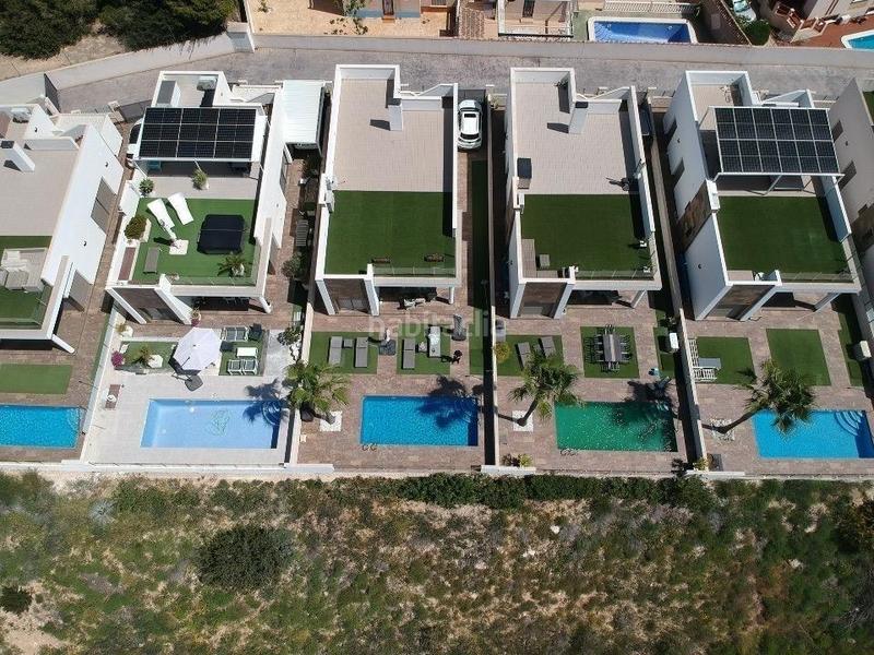 Foto c22e5504-2386-46ad-8ad0-874d5d7d3e57. Chalet with parking pool in Villamartín-Las Filipinas Orihuela