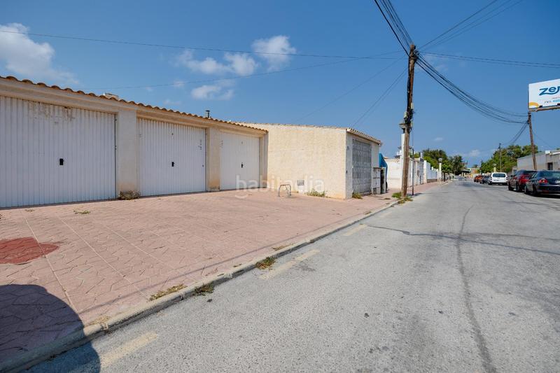 Foto 388b85ec-ec4e-4825-854d-b3c6e1979590. Chalet con riscaldamento parcheggio piscina in La Regia Orihuela