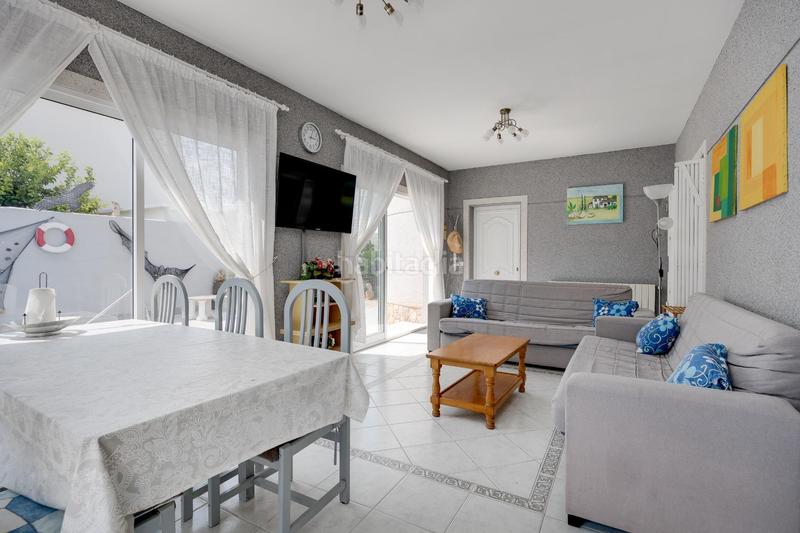 Foto a7b3bd5e-2fde-452c-8ec6-2aeb0bd01b6d. Chalet con riscaldamento parcheggio piscina in La Regia Orihuela