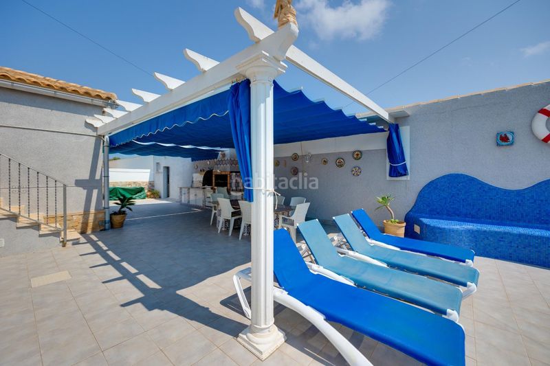 Foto a35869f1-84cb-46d7-a331-1610bdcf7e01. Xalet amb calefacció aparcament piscina a La Regia Orihuela