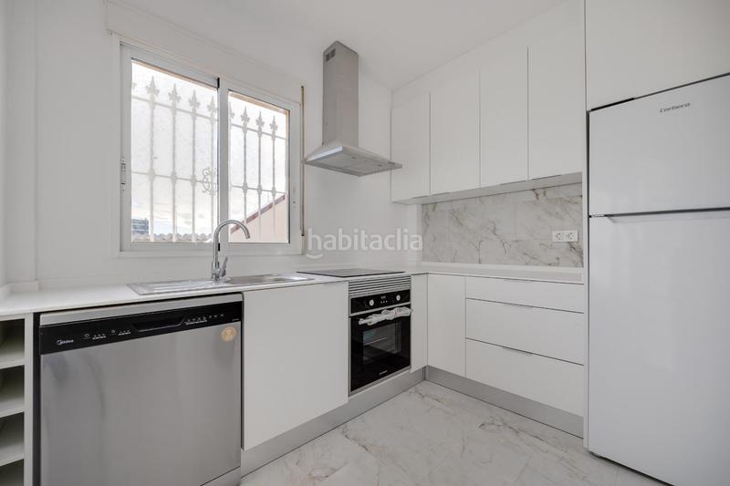 Foto f9adfaf3-94d2-45bb-af29-e2a77e34af21. Chalet with heating parking in La Zenia Orihuela