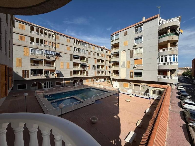 Foto 3a7d7747-8594-4ef0-a1e5-80f877aa77cb. Etagenwohnung mit pool in El Acequión Torrevieja