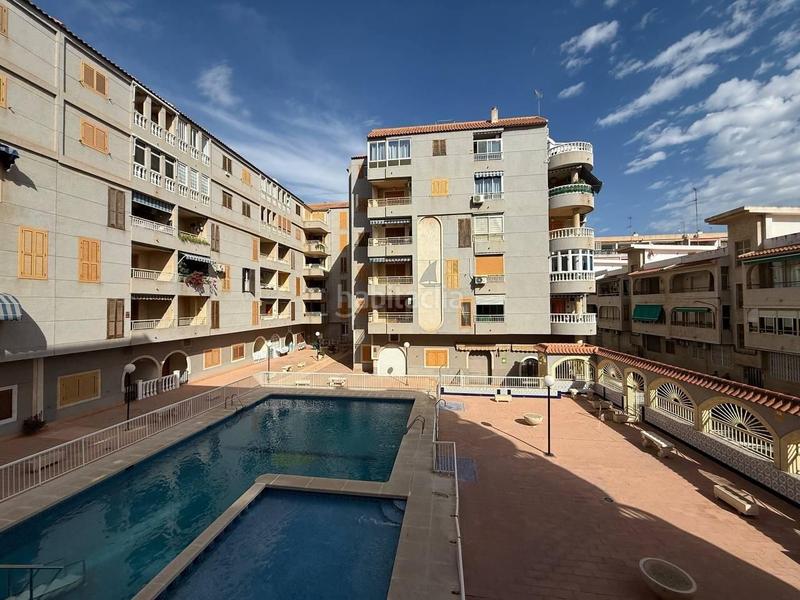 Foto d0fe539d-3a8f-4bed-9fd1-a4025fcee64b. Etagenwohnung mit pool in El Acequión Torrevieja
