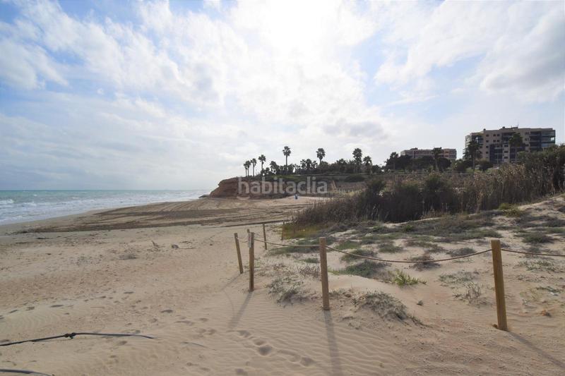 Foto f655a7e2-8221-477a-9eaa-f15390f5c99e. Planta baixa amb aparcament piscina a Campoamor Orihuela