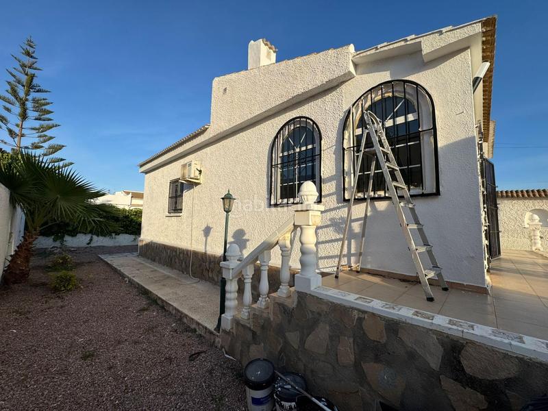 Foto 1f2befeb-c5b8-406a-9497-92673a776f7e. Xalet amb aparcament a Zona Carrefour - Urbanizaciones Torrevieja