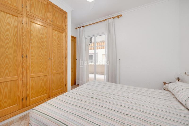 Foto 75da539f-986c-4d49-ab7e-3ebe127d11c2. Apartamento en Las Piscinas Naturales Torrevieja