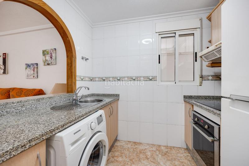 Foto ce8bbfd0-d566-427f-9665-dde3b61d88e5. Apartamento en Las Piscinas Naturales Torrevieja
