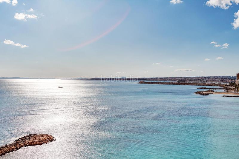 Foto f3dc21d4-e9b0-4a52-b0df-8b2e52fe53c6. Apartamento en Las Piscinas Naturales Torrevieja