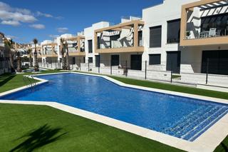 Àtic a Villamartín-Las Filipinas. Impresionante apartamento de dos dormitorios orientado al sur co