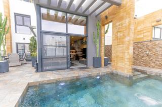 Casa a Lomas de Cabo Roig - Los Dolses. Villa de lujo en lomas de cabo roig  tu hogar soñado te espera!