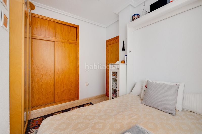 Foto 839b1ac6-649e-4439-a57c-817df4d14d63. Chalet villa independiente con vistas al mar, parcela soleada y gran potencial en Orihuela