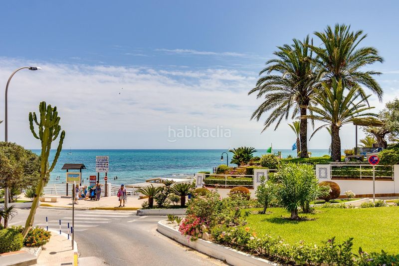 Foto a945b65e-9595-4c2f-80db-3081a61678e8. Chalet villa independiente con vistas al mar, parcela soleada y gran potencial en Orihuela