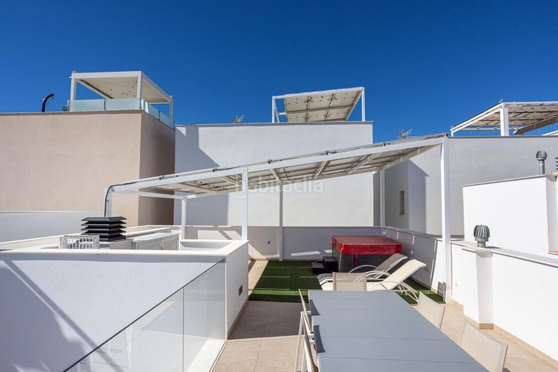 Foto d42206be-a328-4689-94ac-79df8176b92f. Casa adossada amb aparcament piscina a Benijófar