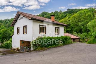 Haus in Melarde - lg melardi 31. Casa asturiana con cuadras y horreo en melarde, infiesto