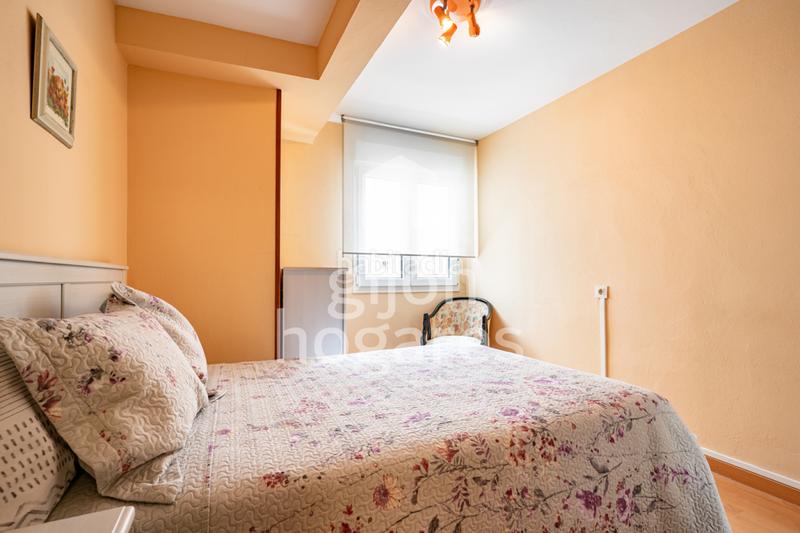 Foto 1748e4ce-fbf5-48b1-8c5e-9b93a4ae92d6. Piso en Gijón - cl jose marti 3 tres habitaciones con terraza en La Calzada en Gijón