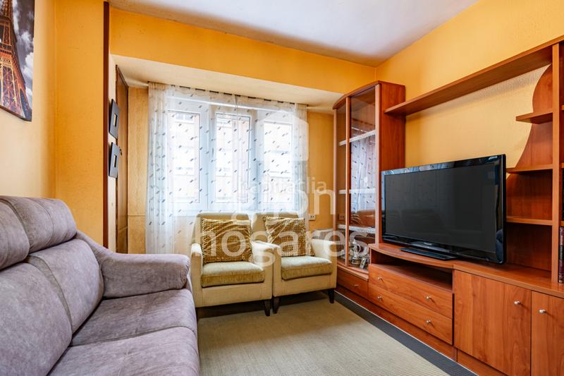 Foto d4eb15da-43d1-4386-b8f1-059f34c7268d. Piso en Gijón - cl jose marti 3 tres habitaciones con terraza en La Calzada en Gijón