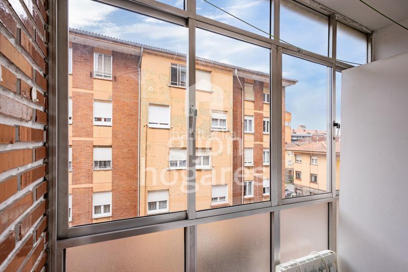 Foto e549cb03-8a7f-4c7f-8464-5ee9394104b8. Piso en Gijón - cl jose marti 3 tres habitaciones con terraza en La Calzada en Gijón