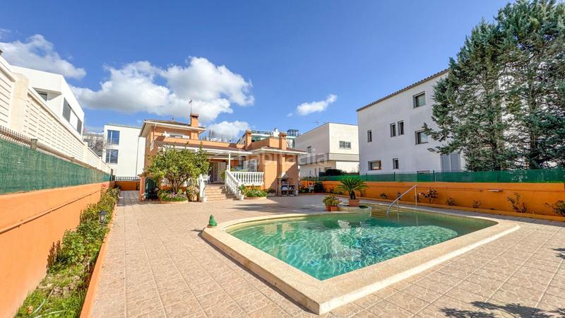 Foto a3a2667d-83f9-4aac-b8fb-af7136f87e94. Chalet con riscaldamento parcheggio piscina in Ciudad Jardín Palma de Mallorca