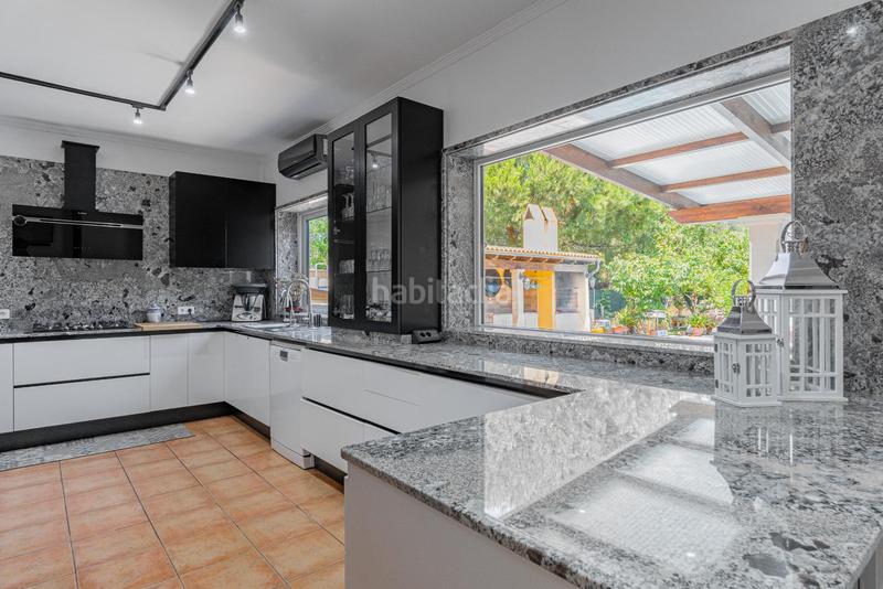 Foto a8cdc51b-c0ea-4faf-b422-aa02973a96be. Casa aparellada amb aparcament piscina a Bunyola