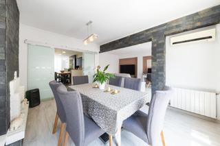 Flat  Calle cardenal rossell. Piso reformado en venta en coll den rebassa
