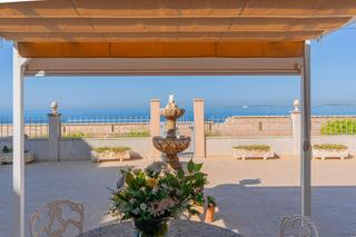 Casa a Es Coll d´En Rabassa. Chalet primera linea cala gamba
