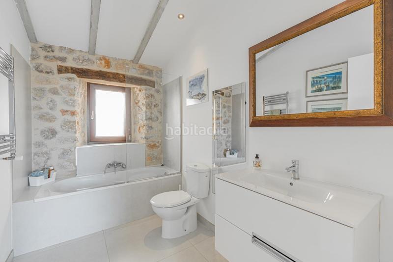 Foto dea6f679-8c04-449a-9248-7062733e5546. Casa amb calefacció aparcament piscina a Selva