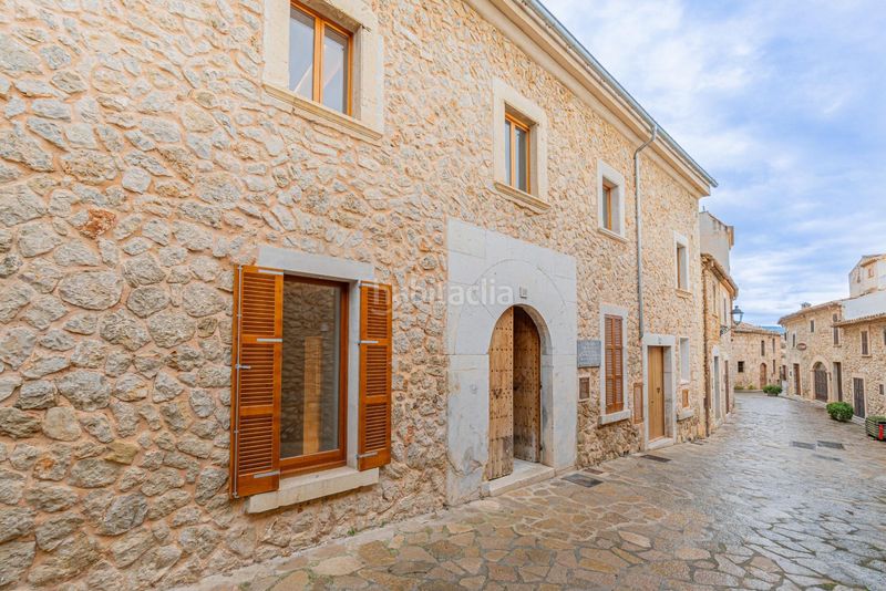 Foto b87abe25-8836-412b-98d3-16b5441c4aa5. Casa adossada amb calefacció piscina a Mancor de la Vall