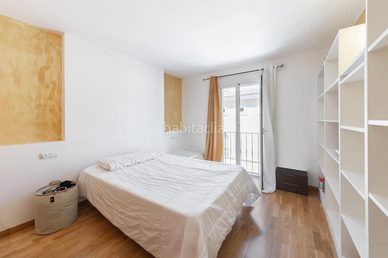 Foto d829ff90-1a10-44ff-9b23-ffdf95fb2533. Dúplex amb piscina a Vilafranca de Bonany