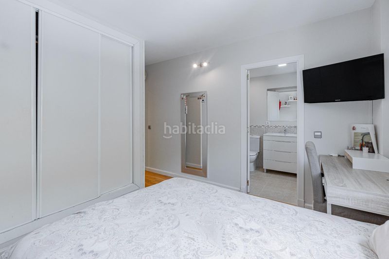 Foto cab2c479-d52f-4a0c-97df-3f231095478b. Casa adossada amb aparcament piscina a Son Xigala Palma de Mallorca