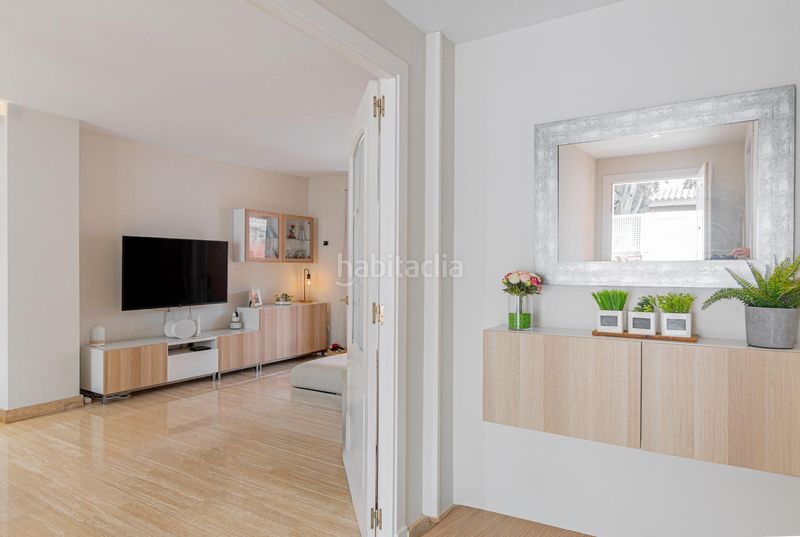 Foto fef0ea2e-a875-48ea-bd81-fe93a6043693. Casa adossada amb aparcament piscina a Son Xigala Palma de Mallorca