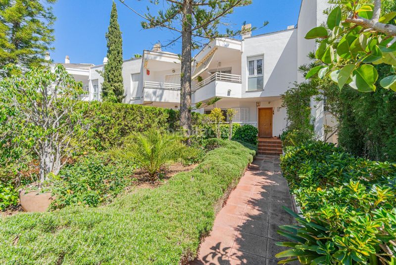 Foto fc56ee5a-99c3-4eca-8d70-8640e457739b. Casa adossada amb calefacció aparcament piscina a Palma de Mallorca