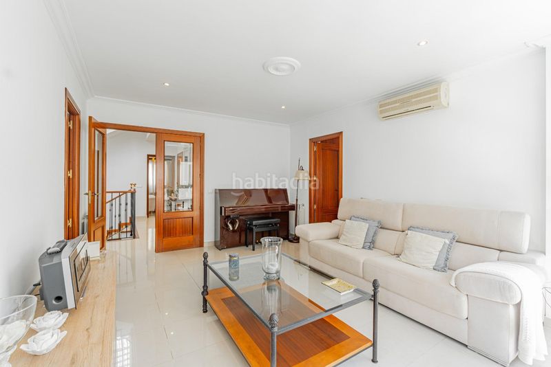 Foto 52c1379e-cd55-4b1f-ab9d-35be530ae090. Casa adossada amb calefacció aparcament a Foners Palma de Mallorca