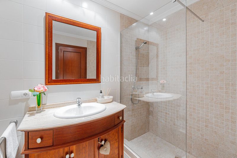 Foto 7a9f89c7-55e7-4cc6-9a7d-9c1cfc68ba6e. Casa adossada amb calefacció aparcament a Foners Palma de Mallorca