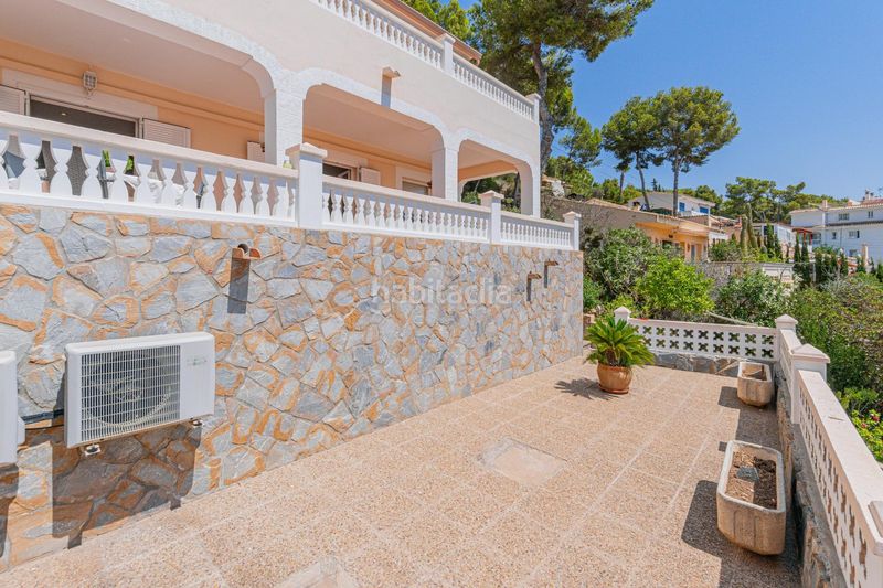 Foto 54d2cf81-b6b4-44e5-a950-96364f89c007. Casa aparellada amb calefacció aparcament piscina a Andratx