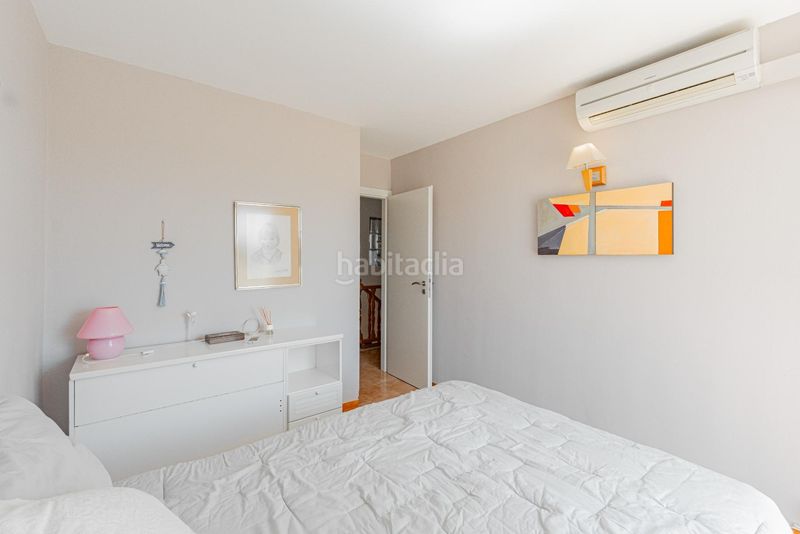 Foto 5fcc7841-9b43-4632-828d-208318bf62ce. Casa aparellada amb calefacció aparcament piscina a Andratx