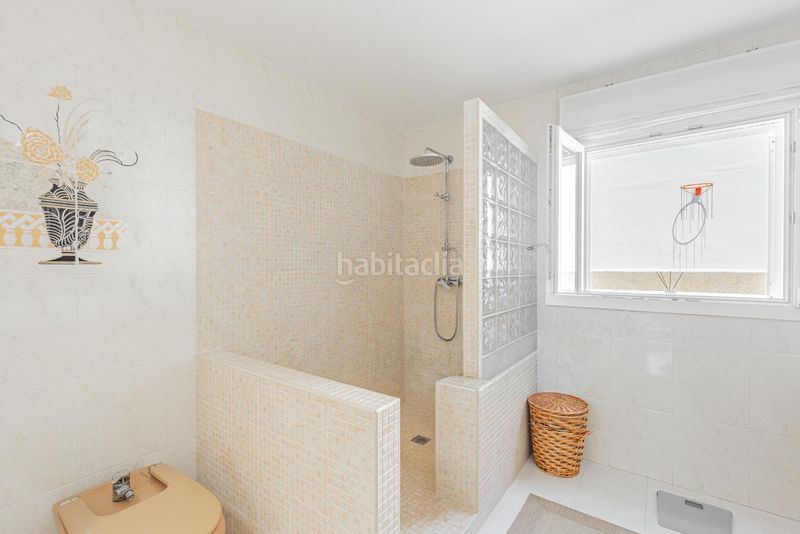 Foto c0b1642b-0e8d-441b-a258-022046a2db31. Casa aparellada amb calefacció aparcament piscina a Andratx