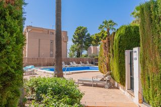 Reihenhaus  Miguel de cervantes. Chalet adosado en portals nous