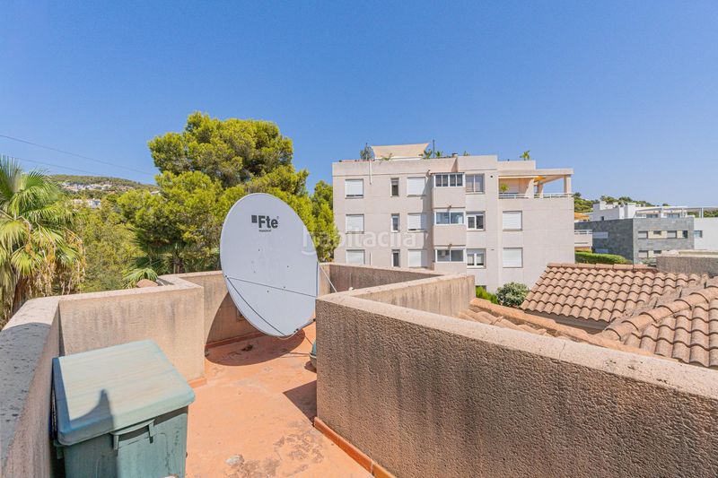 Foto ac4fc430-a3a9-48cc-8c97-ed040992b4a7. Casa adossada amb aparcament piscina a Portals Nous Calvià