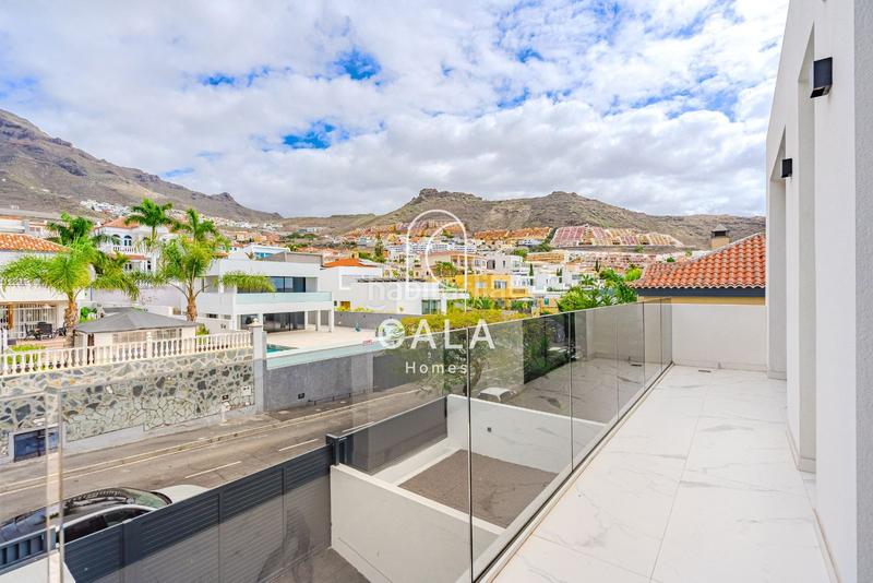 Foto 831b910a-74ae-4d01-8610-6f812b3349ab. Casa amb aparcament piscina a Playa Fañabé Alto Adeje