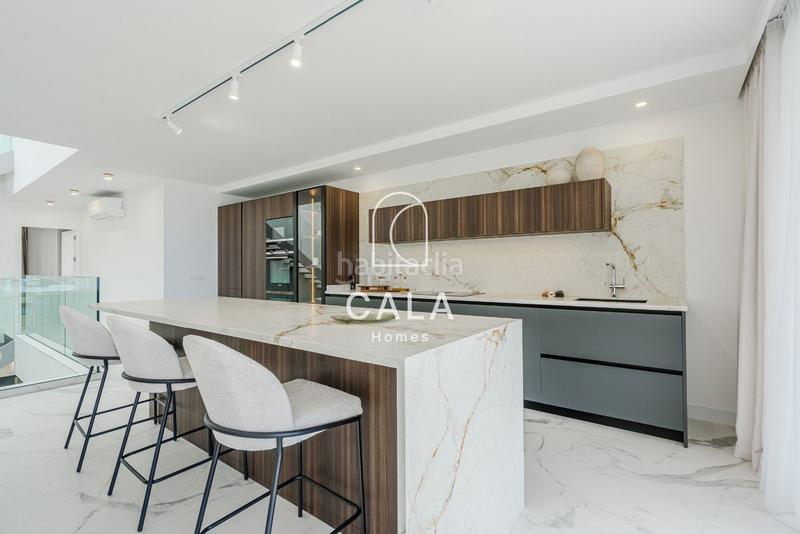 Foto c993bef7-1c2a-43fe-8e0b-0a3131b4bca7. Casa amb aparcament piscina a Playa Fañabé Alto Adeje