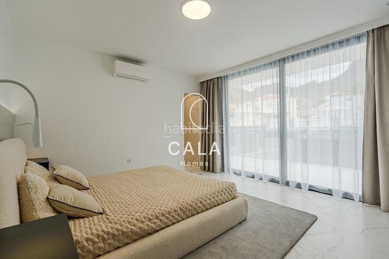 Foto fbfba8f9-e623-46cc-a451-ed868b77e1f3. Casa amb aparcament piscina a Playa Fañabé Alto Adeje