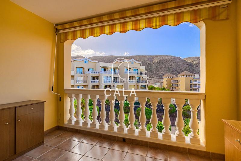 Foto 095b394a-fdfb-4289-849e-f32c032ddf78. Appartement avec parking piscine dans Los Cristianos Arona