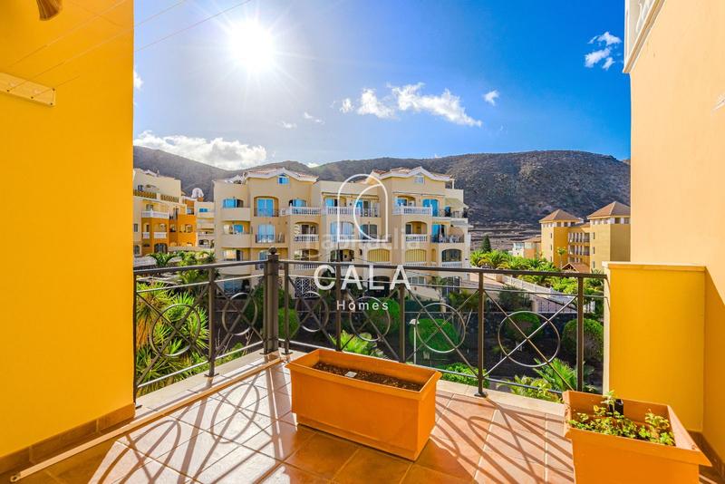 Foto c6295e92-1472-41b0-80fa-6c516f8864aa. Appartement avec parking piscine dans Los Cristianos Arona