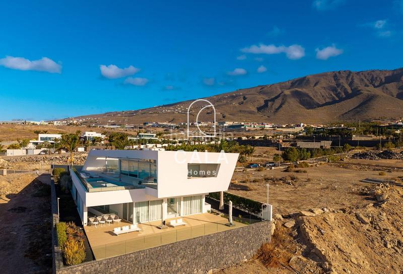 Foto 07643037-4688-485f-b9f3-33c0d65c5eaa. Maison avec chauffage parking piscine dans La Caleta Adeje