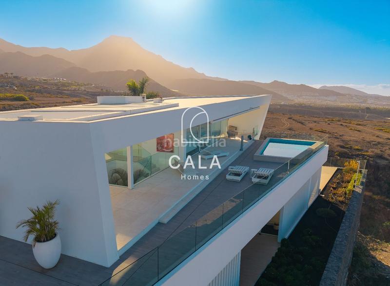 Foto 63ffba00-07b1-4bf0-a16b-63401cec40f3. Maison avec chauffage parking piscine dans La Caleta Adeje