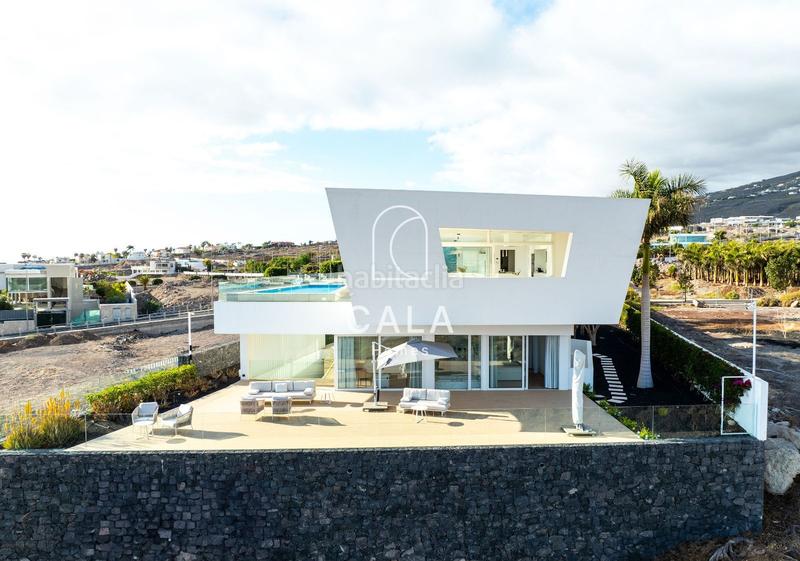 Foto 6cf58b38-f0d7-44de-9dc7-67efc4a42223. Maison avec chauffage parking piscine dans La Caleta Adeje
