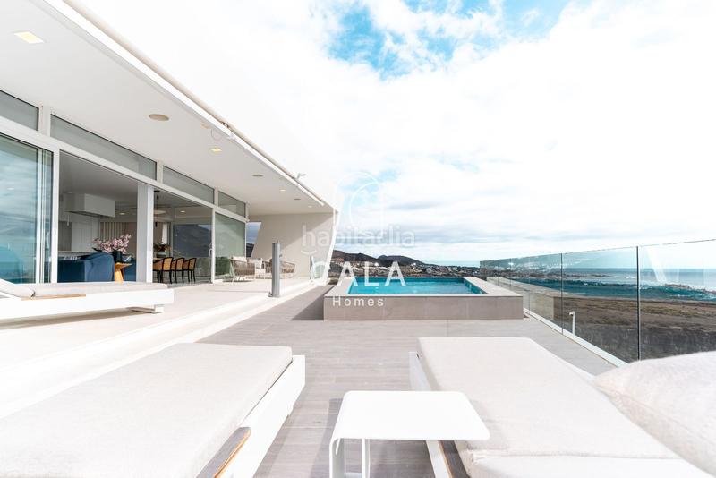 Foto 7b606649-3ca0-48bf-b00e-70b1eca2408d. Maison avec chauffage parking piscine dans La Caleta Adeje