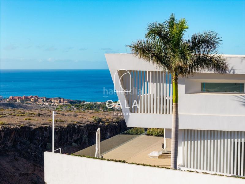 Foto ae863782-08dc-4b73-ba47-aa21c6752b53. Maison avec chauffage parking piscine dans La Caleta Adeje