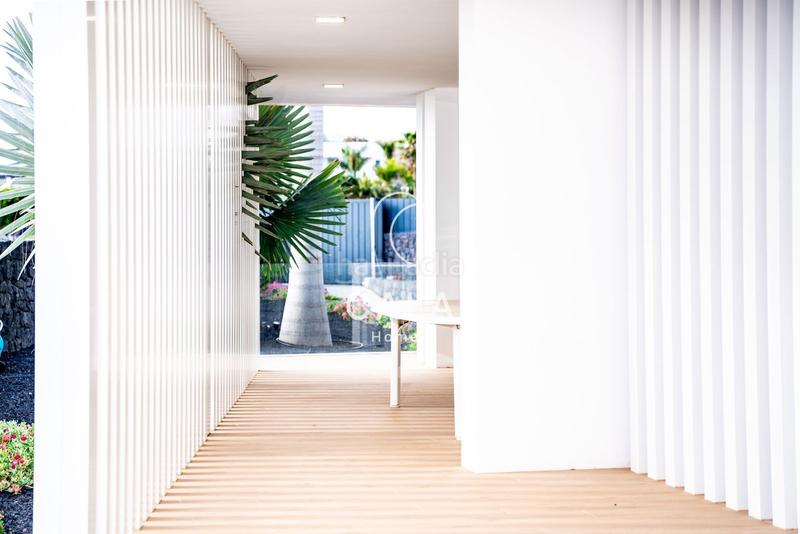 Foto e4080d9e-c90e-4680-af9c-98d0991f098a. Maison avec chauffage parking piscine dans La Caleta Adeje