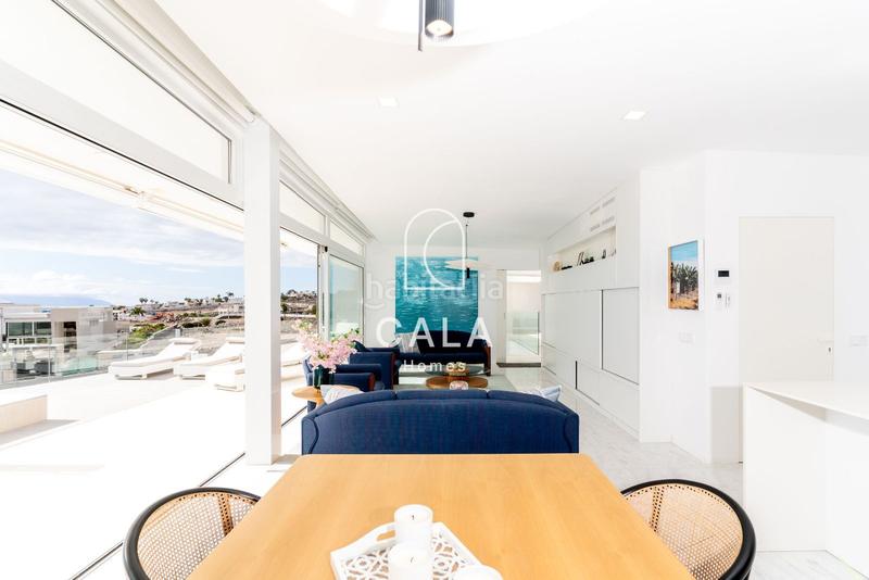 Foto ef54cda1-faa8-48e9-bcef-4330f6332ff0. Maison avec chauffage parking piscine dans La Caleta Adeje